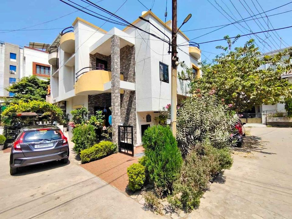 Is it good to have a house on the corner