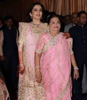 Kokilaben Ambani Pink Saree Look