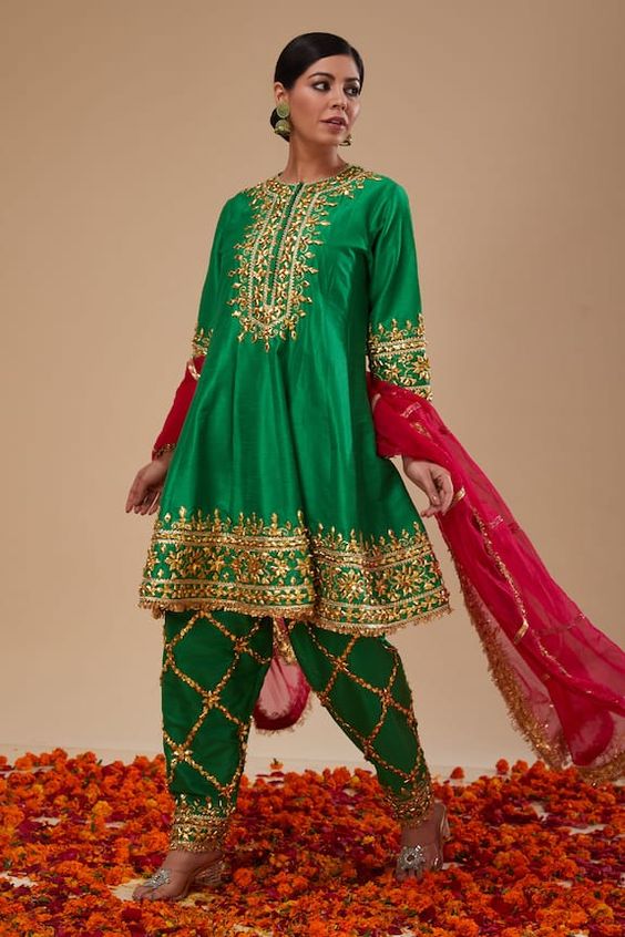 Organza Red Contrast Dupatta With Green Suit