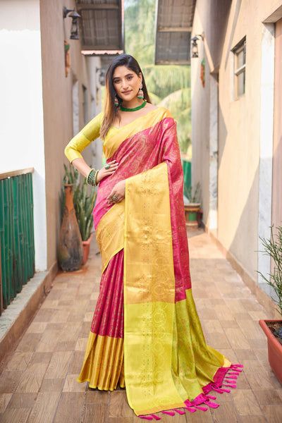 Pallu Tassel Design For Contrast Saree
