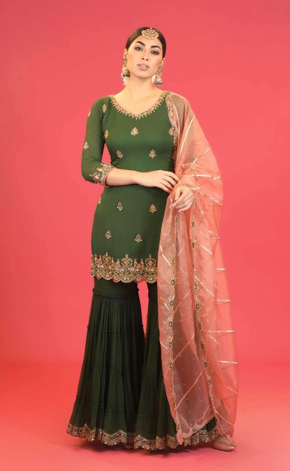 Peach Pink Contrast Dupatta With Green Suit