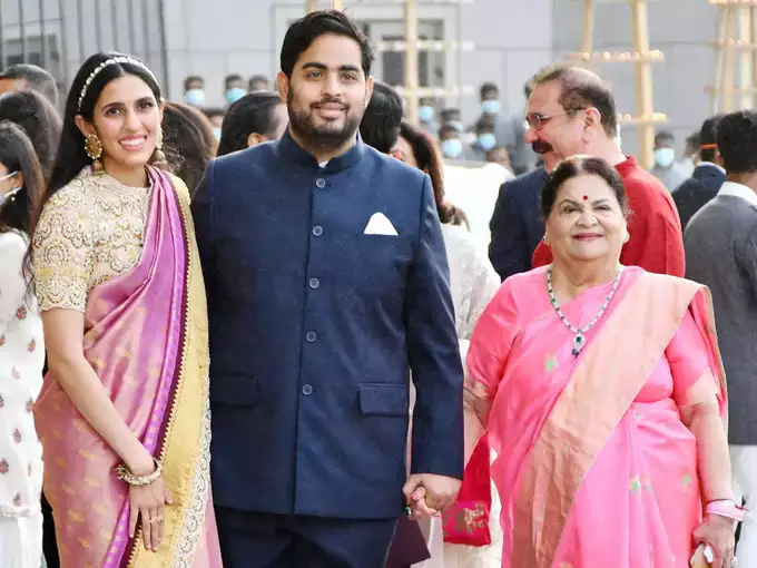 Pink Colour Saree Designs