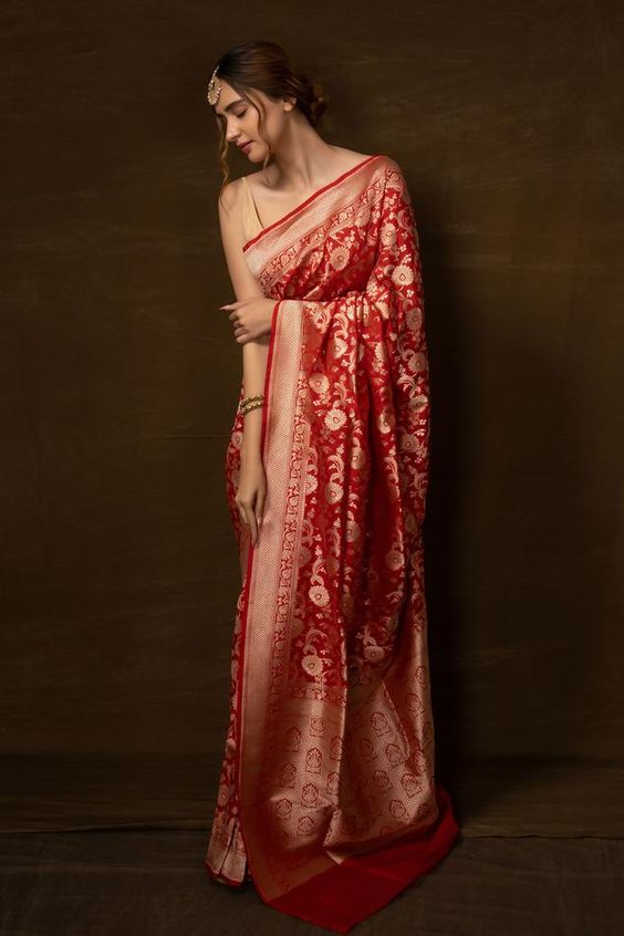 Red Silk Saree With Golden Border