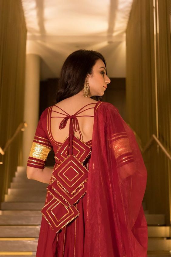 Square Back Neck Design With Geometric Lakan Dori