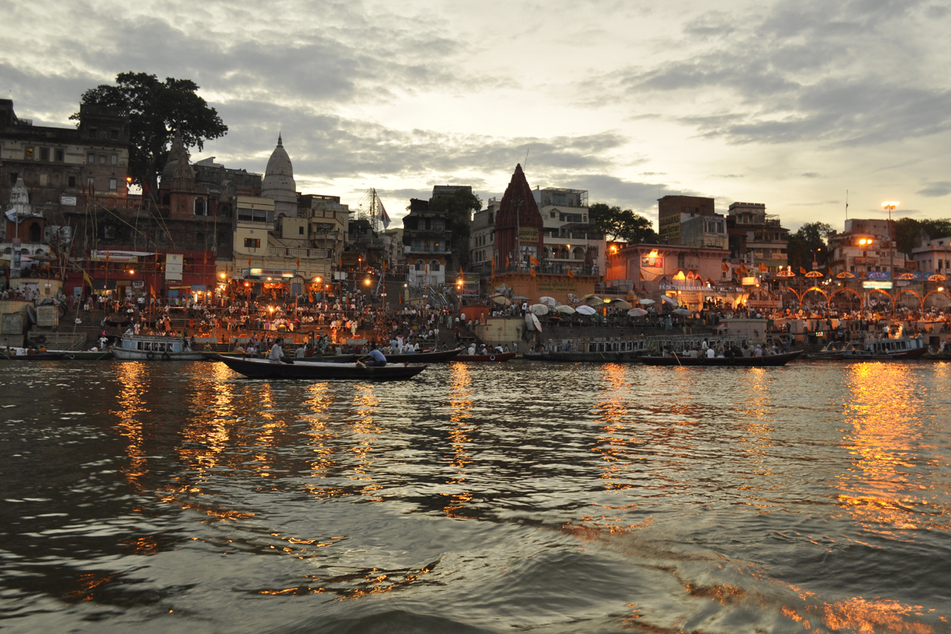 Why does Ganga flow in opposite direction in Varanasi