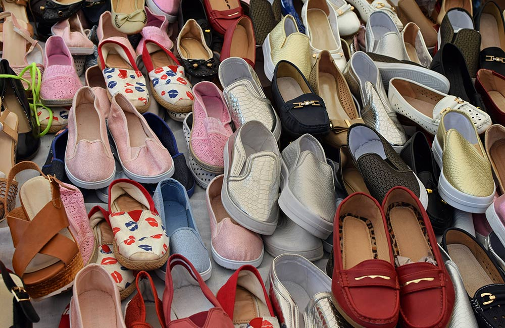 footwear in noida