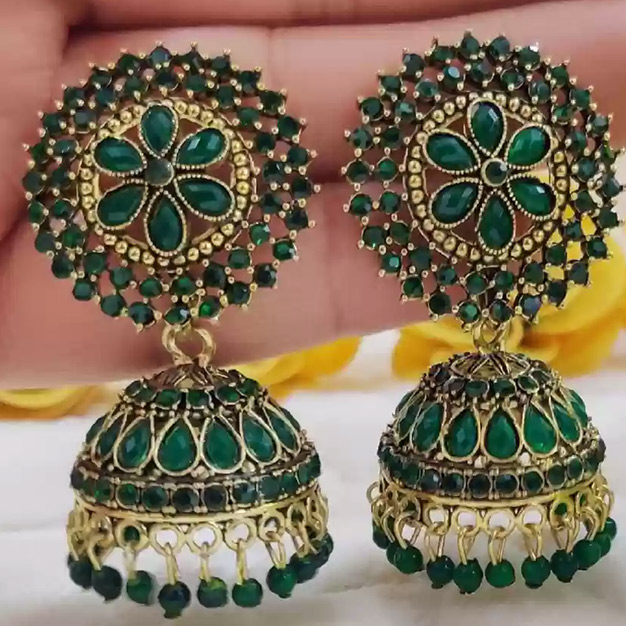 jhumki in green