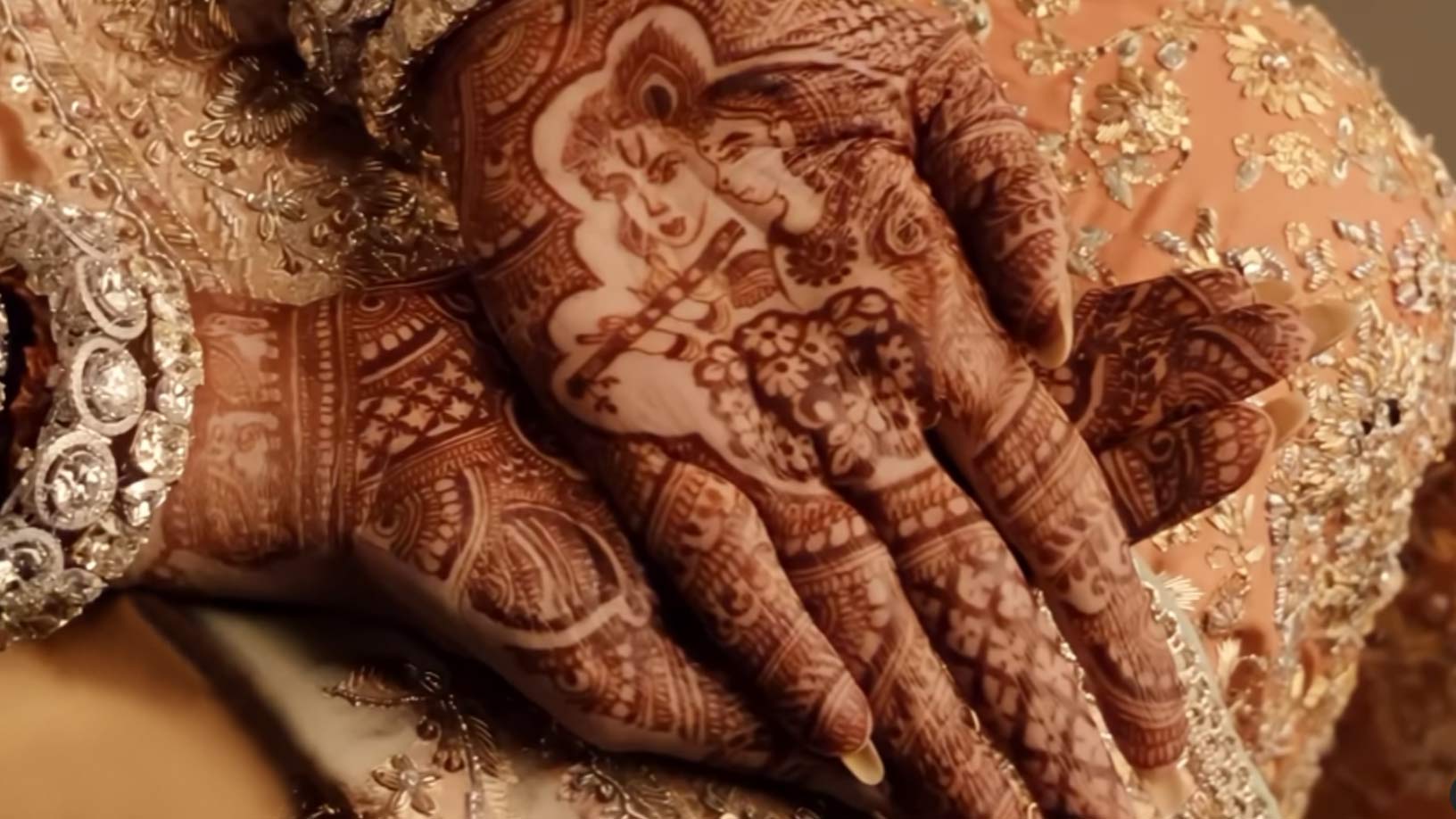 nita ambani hand mehndi
