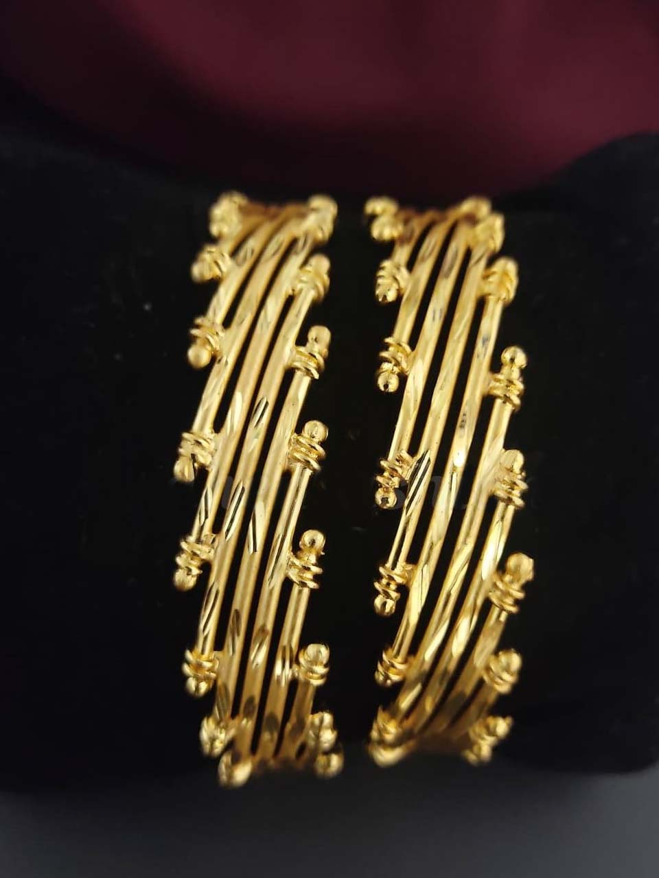 stylish kangan for sawan