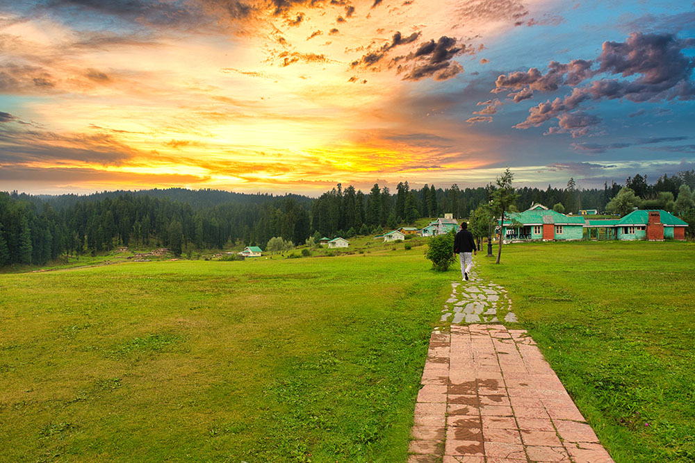 Exploring Kashmir's Offbeat Destinations | HerZindagi