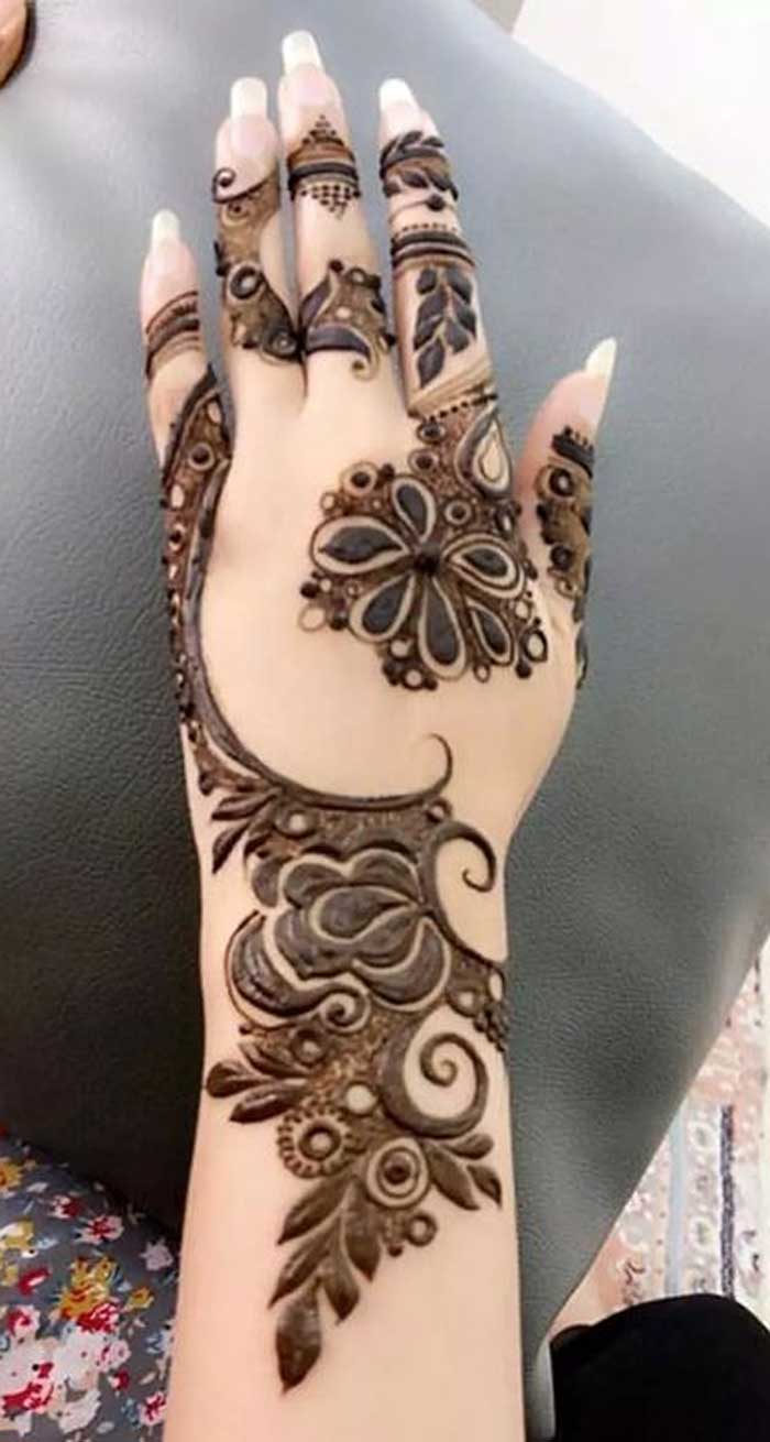 Arabic Vat Savitri Mehndi Design