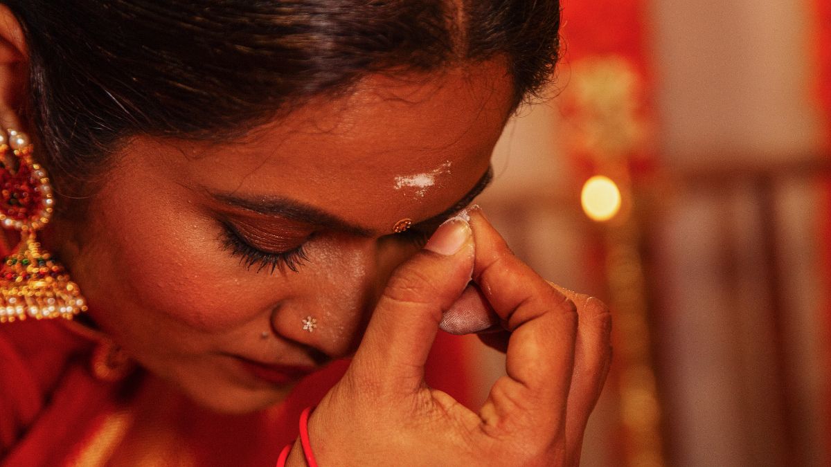 Cancer zodiac sign people should apply curd tilak