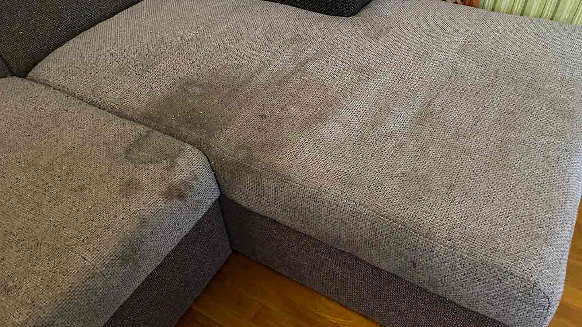 Easy tips to clean fabric sofa