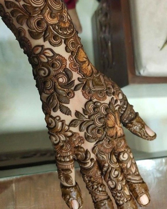 Arabic Mehndi Designs For Nikah अरेबिक स्टाइल खफिफ मेहंदी की ये डिजाइंस निकाह के मुबारक मौके के 