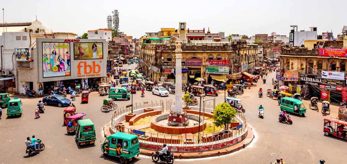Hazratganj Market, Lucknow