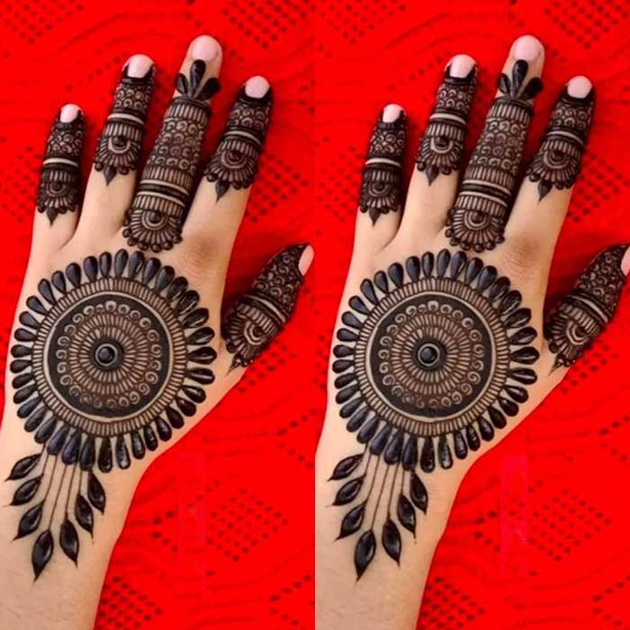 Mandala Vat Savitri Mehndi Design