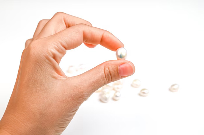 Pearl for which zodiac sign