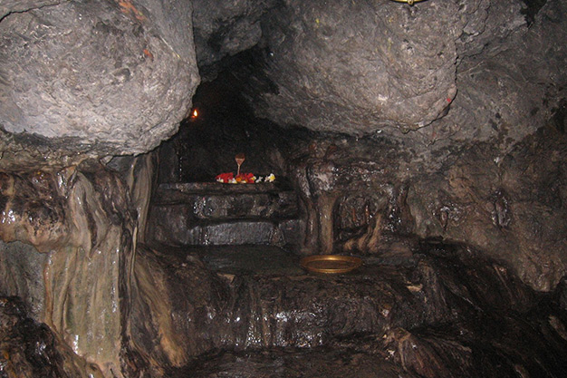 Shiv Khori Temple cave jammu