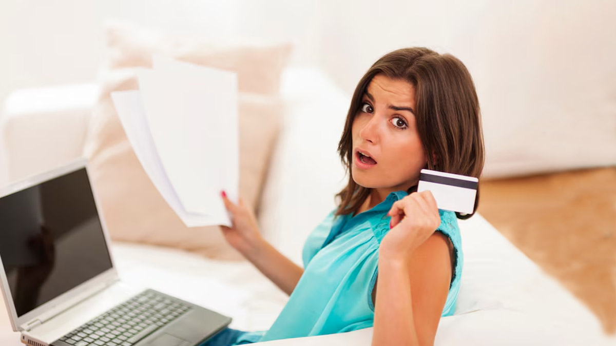 What is  lakh free treatment card, Who is eligible for the Ayushman card