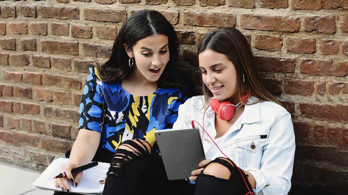 What is the syllabus of Ctet , How to clear CTET in first attempt