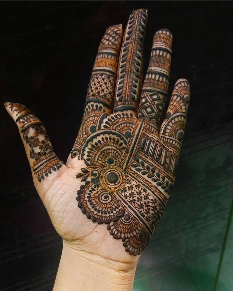 border mehndi image