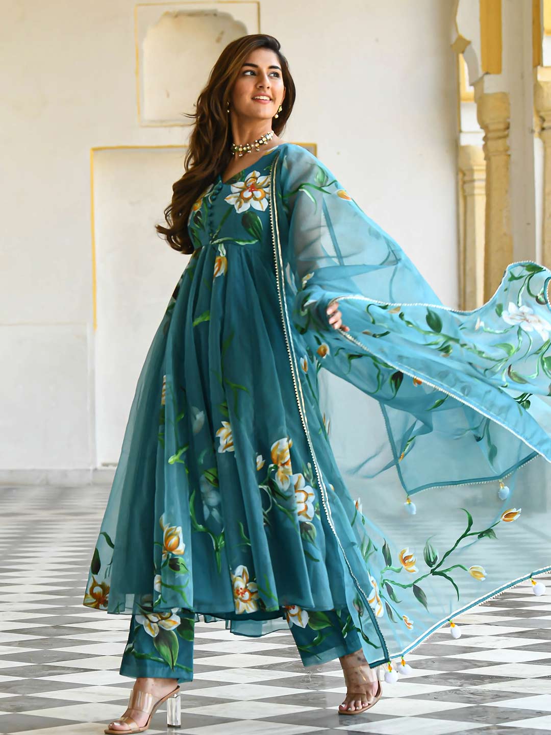 floral oraganza suit