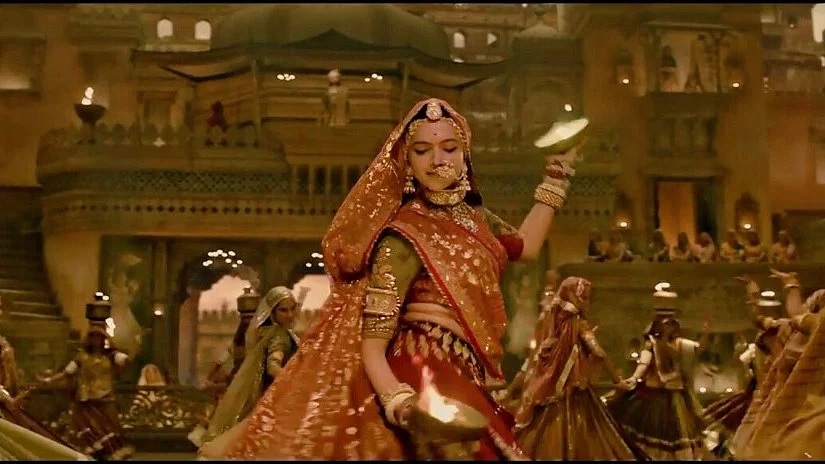 ghoomar song 
