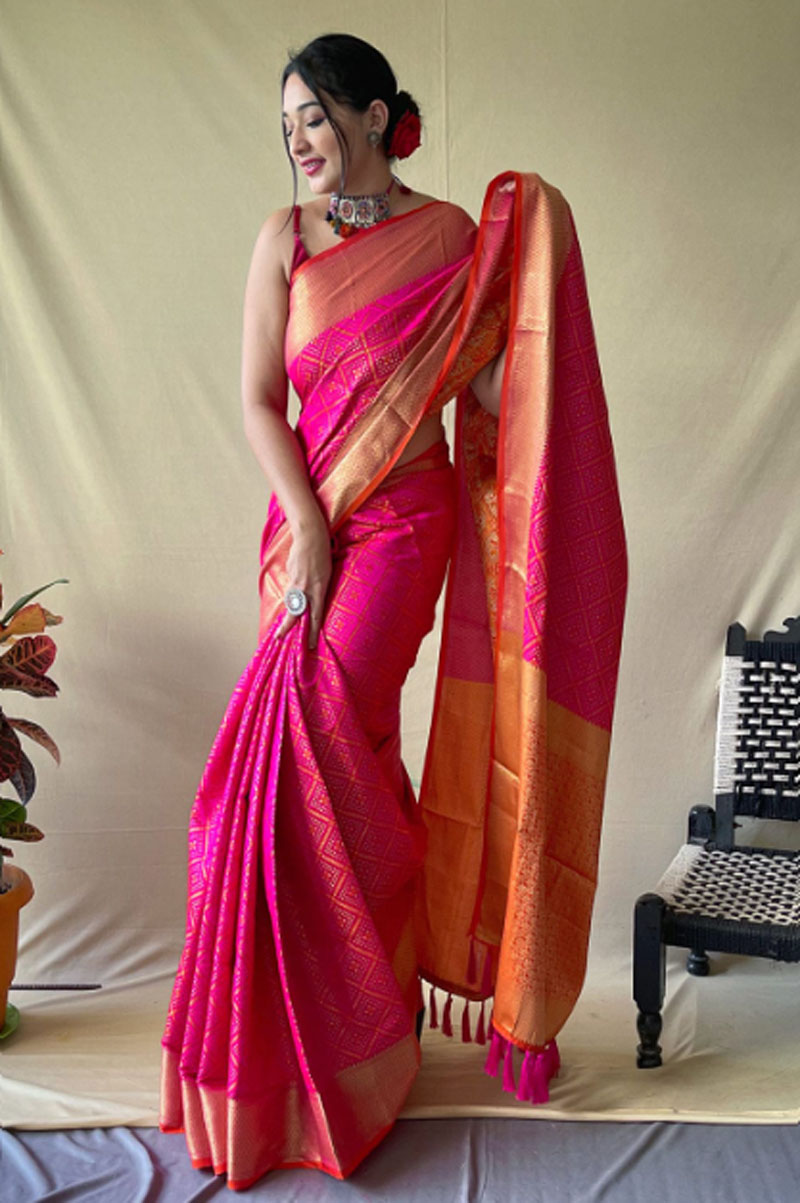 golden border saree