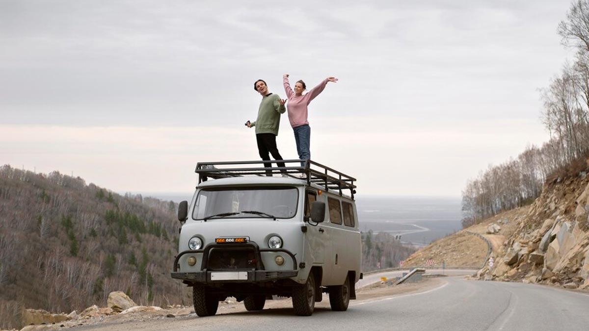 5 Hindi Travel Songs To Put On Instagram Story Herzindagi