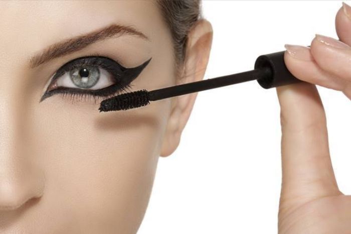 if you want beautiful eyes like heroines then follow these simple tricks 