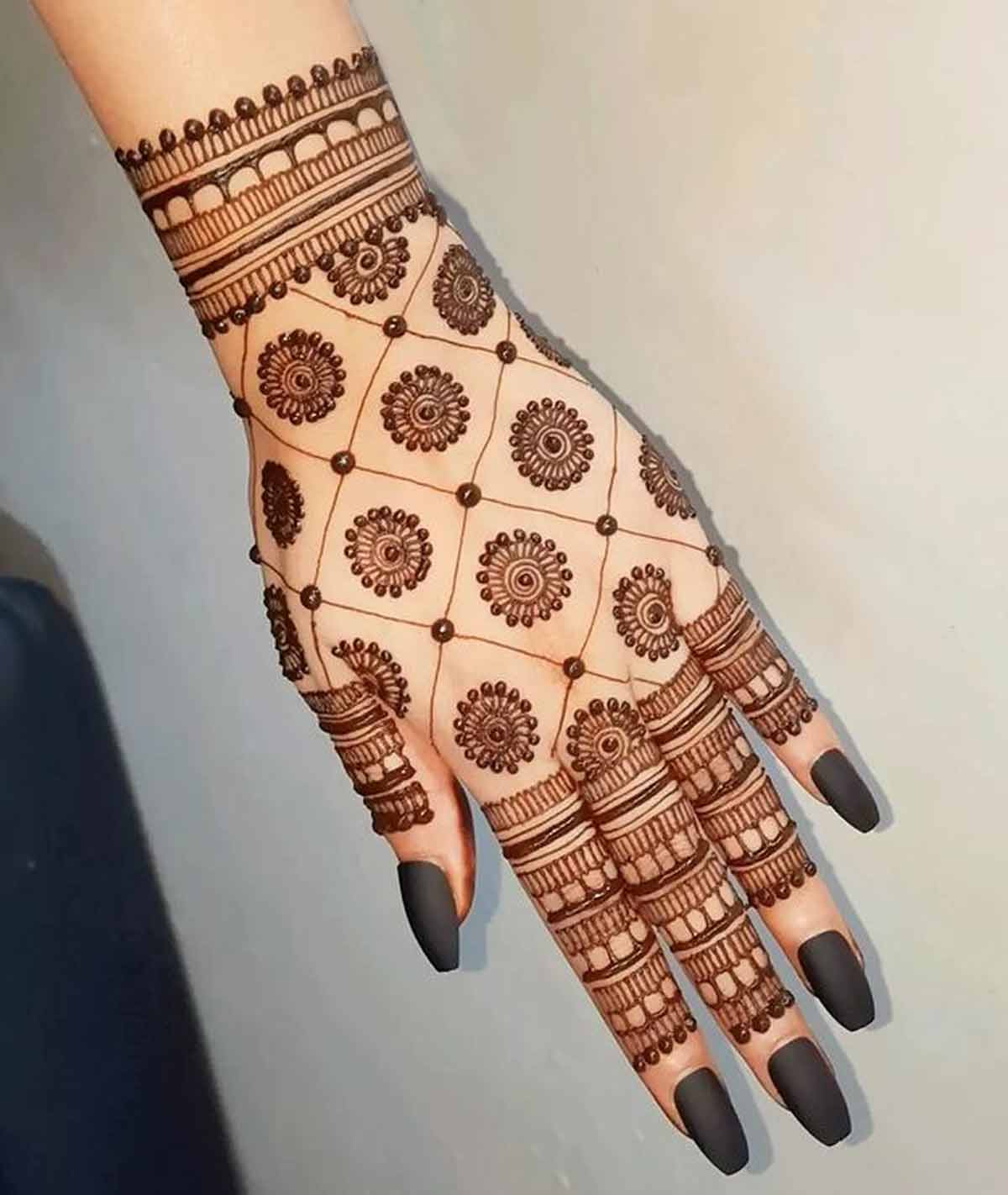 jaal mehndi design 