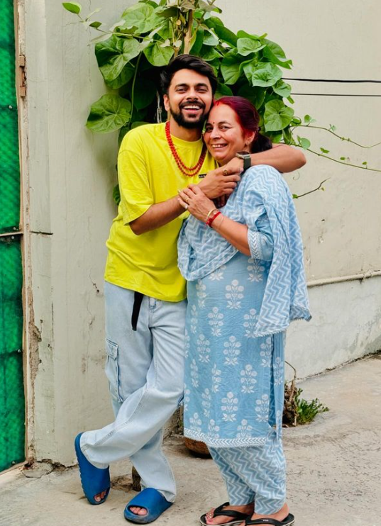 lovekesh kataria and his mom