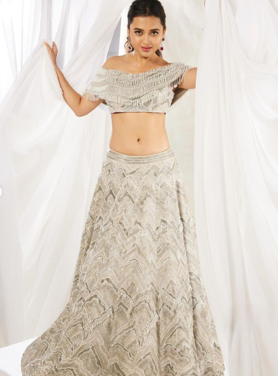 tejaswi silver lehenga