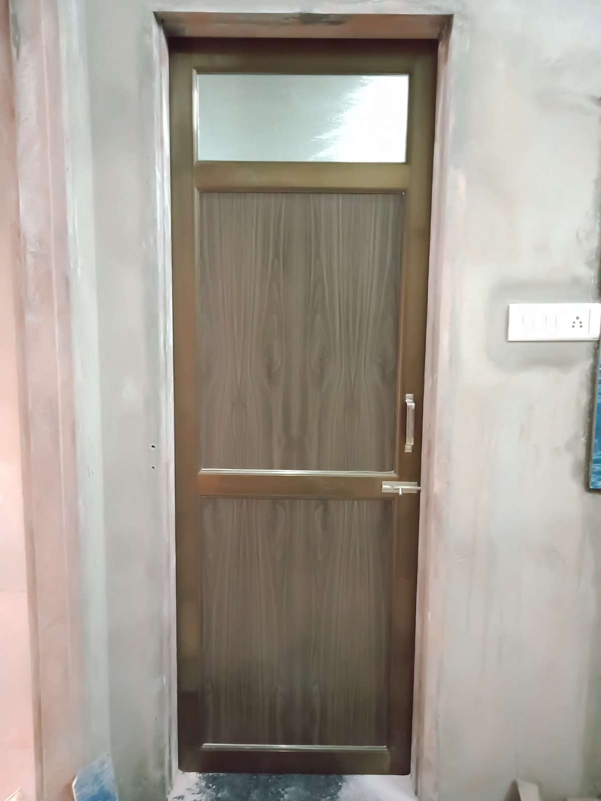 vastu direction of bathroom door