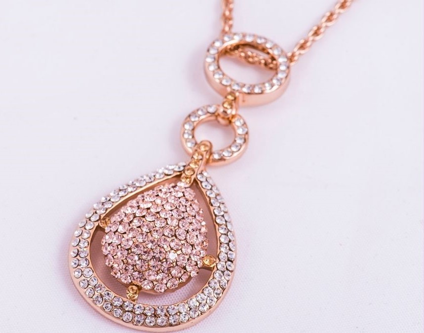 Astrological Benefits Of Wearing Zircon Gemstone