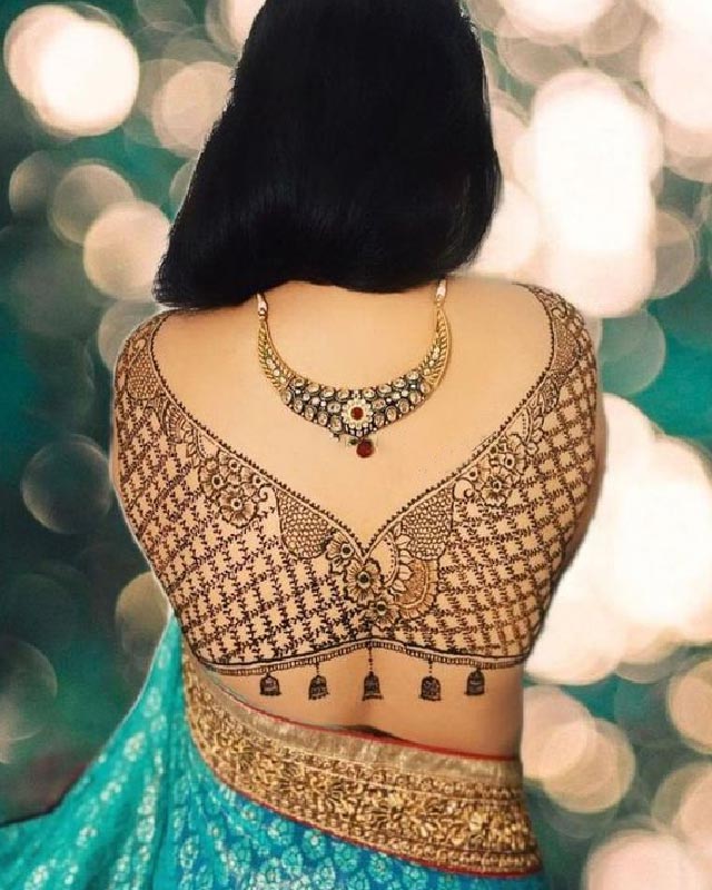 Blouse Like Back Design