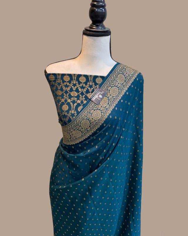 Check The Texture And Fabric