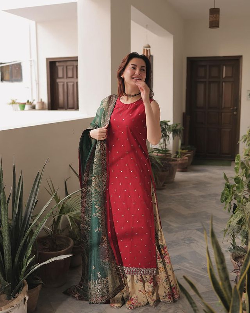 Contrasting Sharara Set