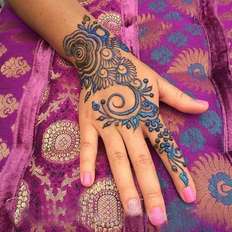 Sparkle And Shine: Glitter Mehendi Designs To Illuminate Your Look ...