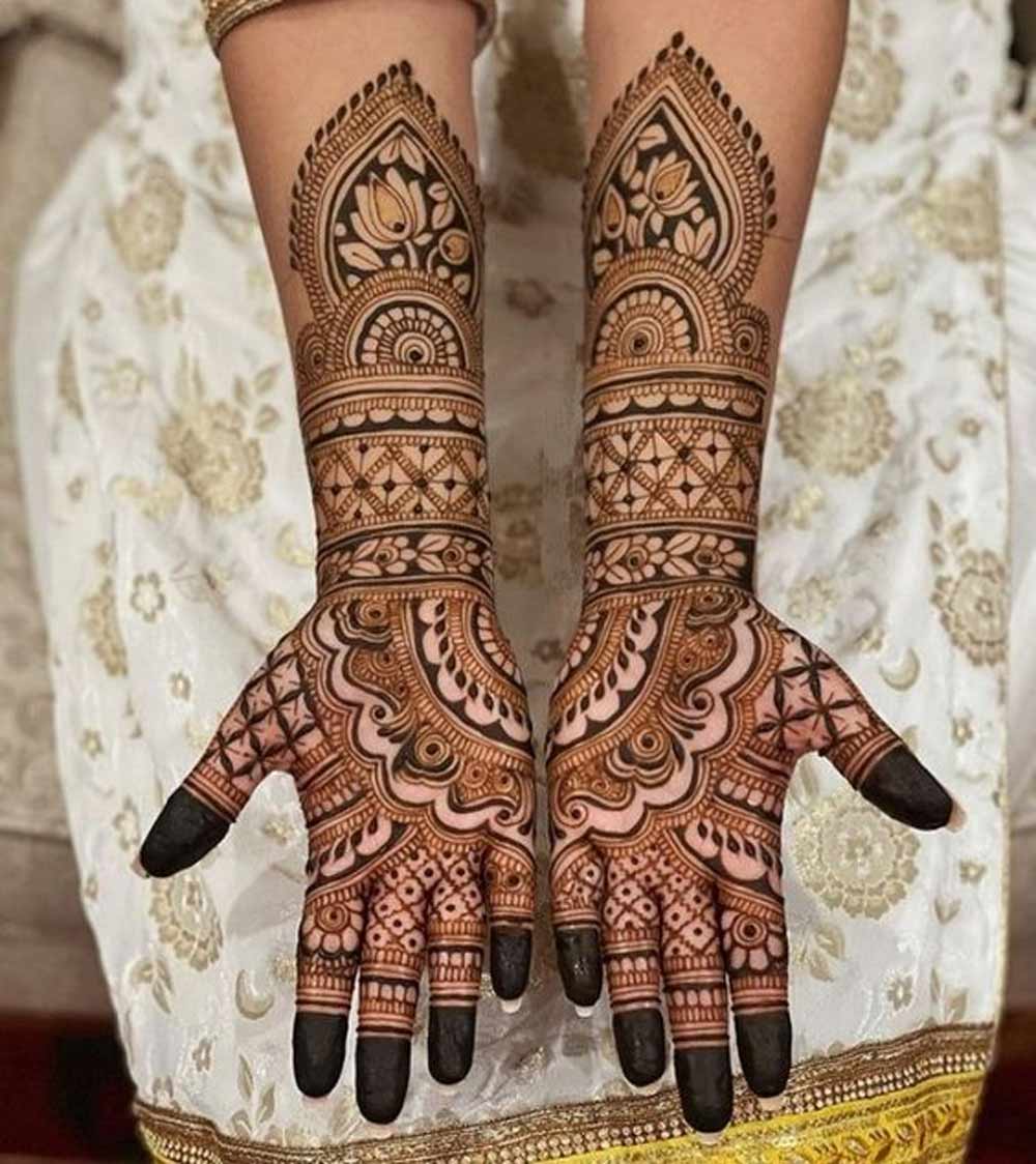 Full Hand Gumbad Mehndi Design