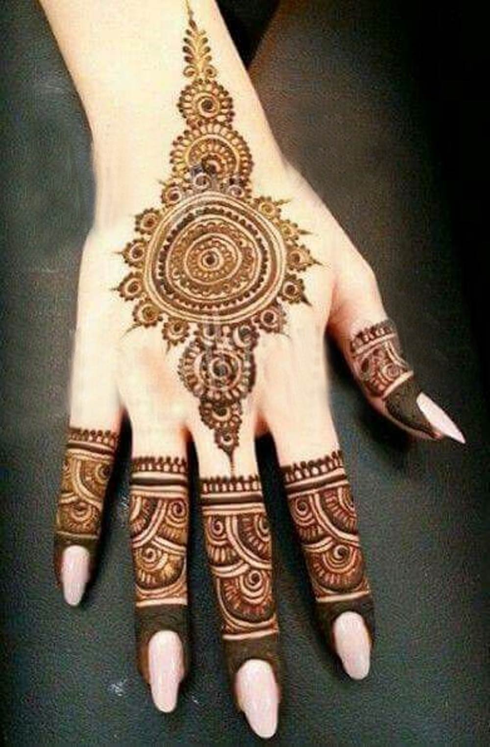 Top 180+ Simple Mehndi Designs | WeddingBazaar