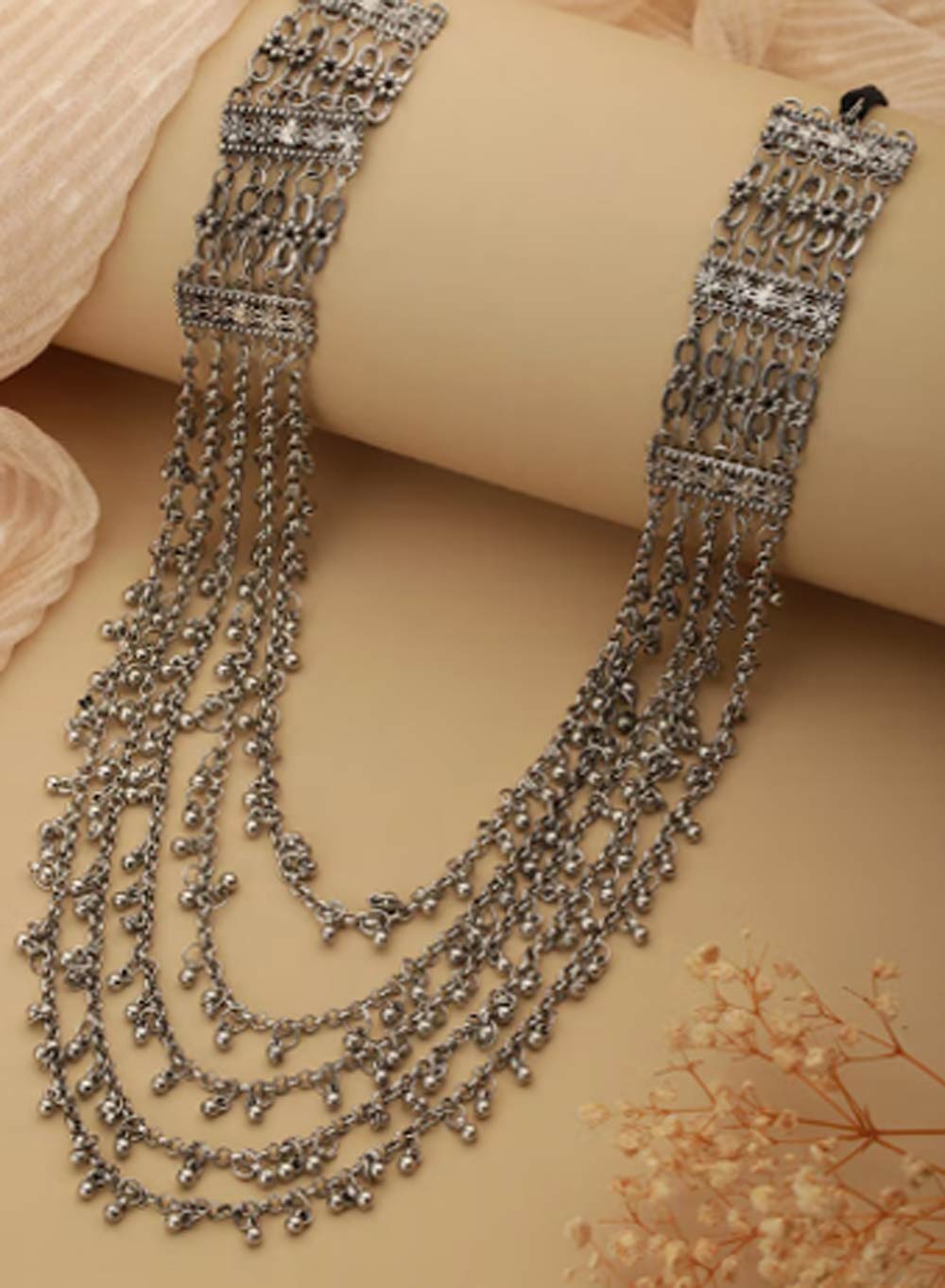 Necklace for style tips