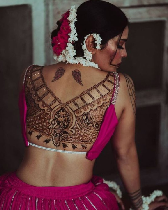 Traditional Back Design