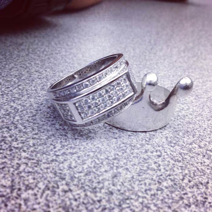 What to look for when buying a silver chain