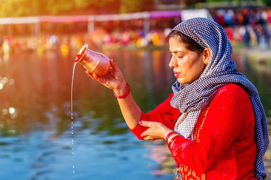 benefits of offering water to sun