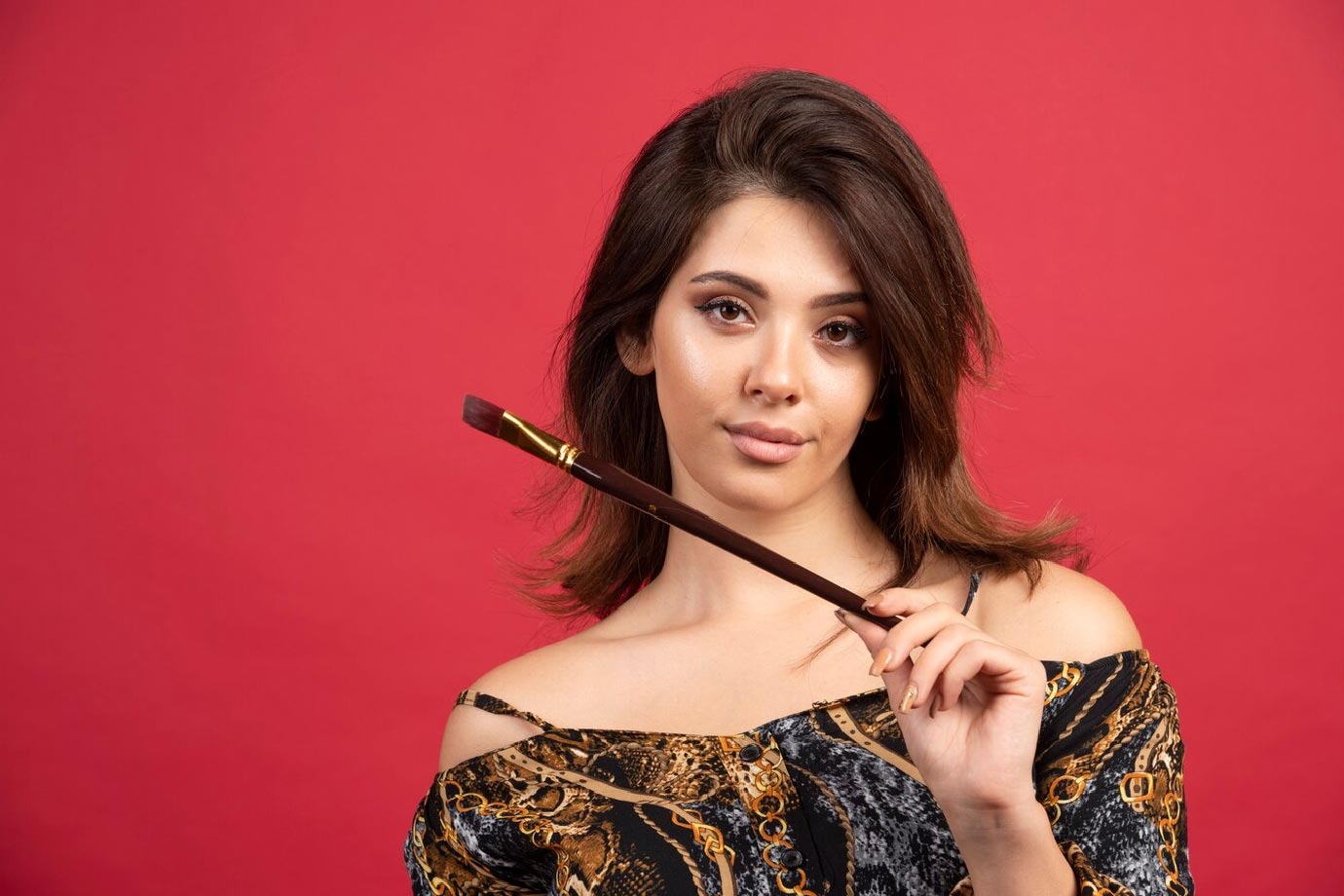 bronze eye makeup look