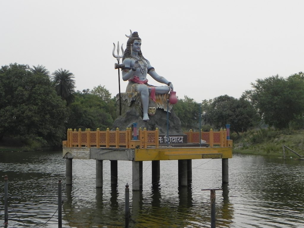 famous shiv mandir in