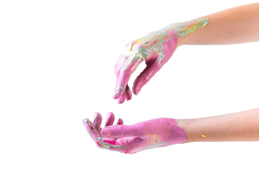 holi time nail care tips