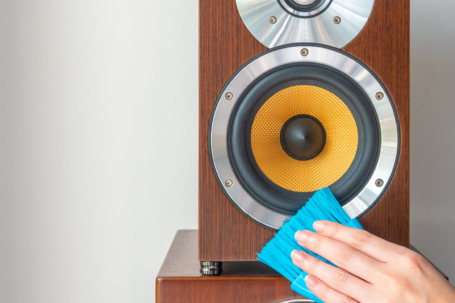 how to clean music speaker at home