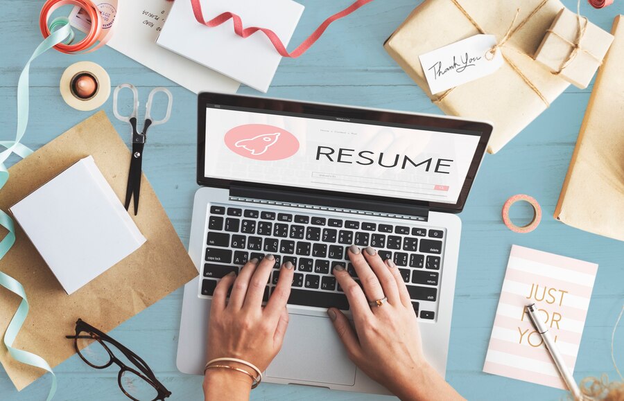 Here’s How To Perfectly Craft Your Resume To Land Your Dream Job ...